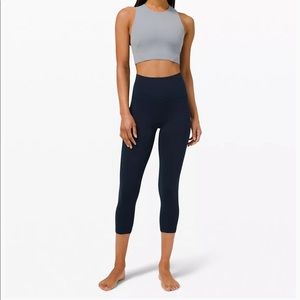 Navy blue Lululemon align capri length leggings